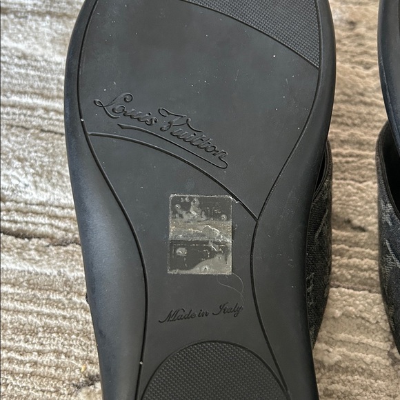 Authentic Louis Vuitton Denim Monogram Sandals - Picture 9 of 17